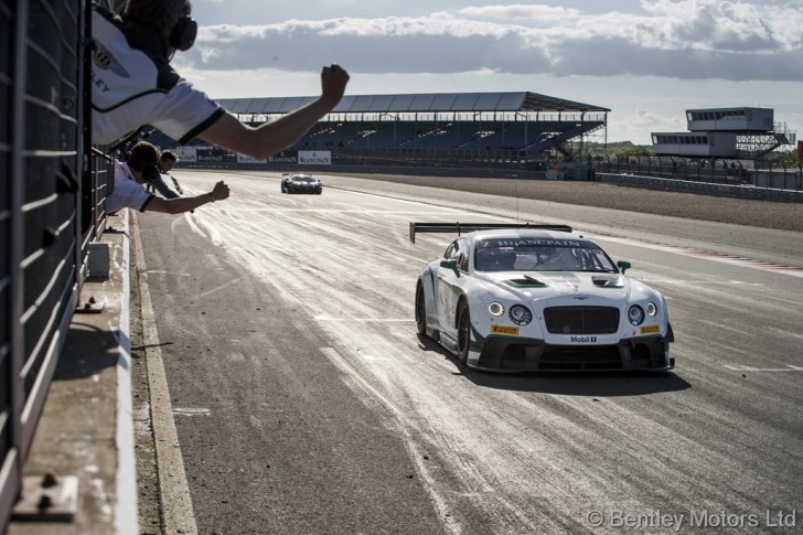 Bentley_GT3_Silverstone_012_2-728x485.jpg