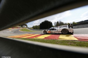 Porsche 919 Hybrid, Porsche Team: Romain Dumas, Neel Jani, Marc Lieb