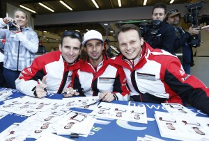 Porsche Team: (l-r) Romain Dumas, Neel Jani, Marc Lieb