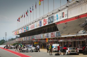 Pit lane 24H BARCELONA 2014_qualifying800pix