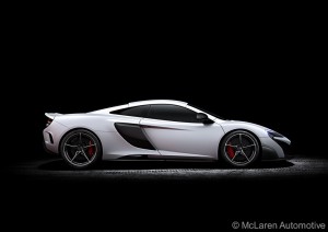 McLaren_675LT_studio_05