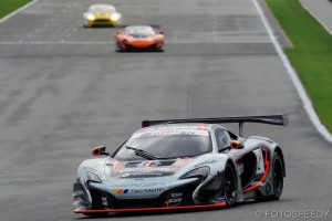 Race2_McLaren2a