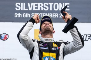 MOTORSPORTS-SILVERSTONE-WORLD SERIES RENAULT