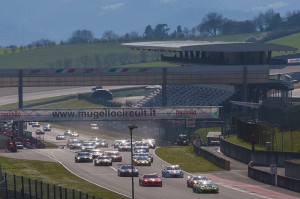 12H ITALY-MUGELLO_Start_800pix