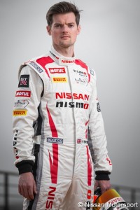 alex-buncombe_01-800x1200