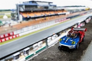 Ford GT racecar joins LEGO Speed Champions_small